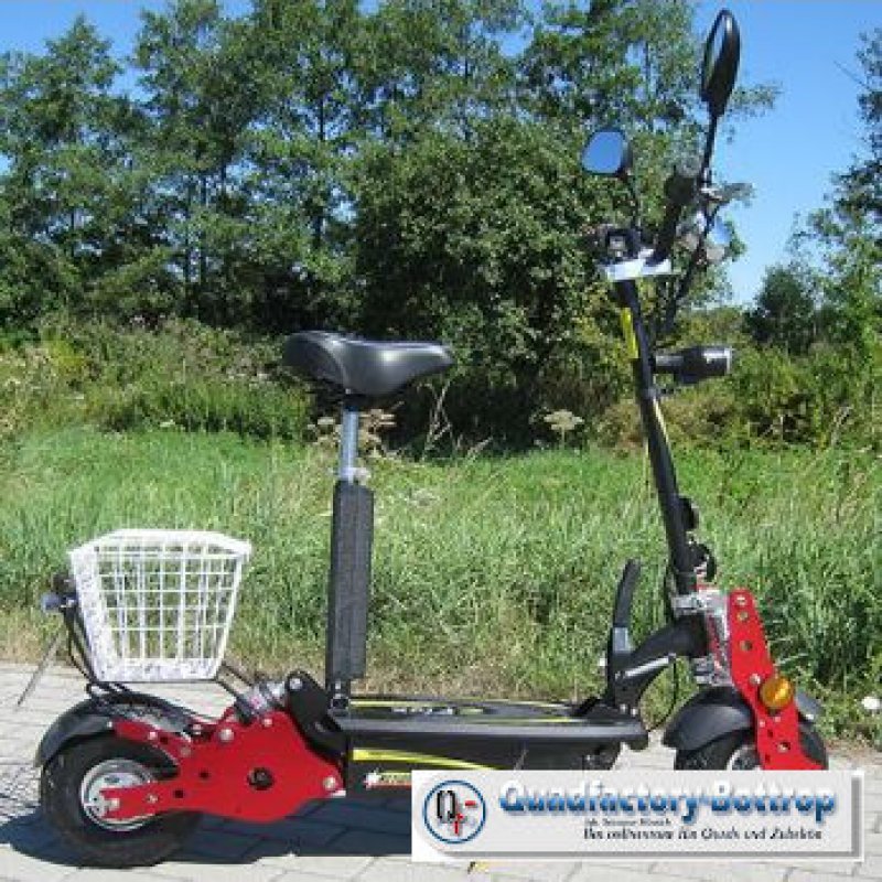 eFlux Street 40 km/h Elektro Roller / Scooter mit Strassenzulassung eFlux Street 40 km/h Elektro Roller / Scooter mit Strassenzulassung